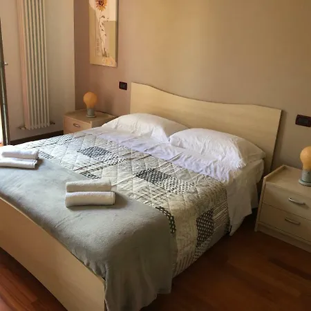 Magia Del Garda Apartment
